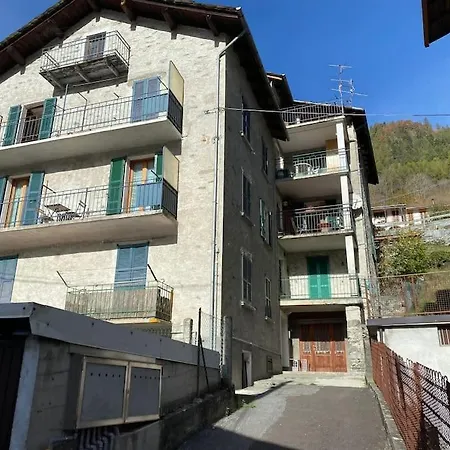 2 Stupenda Vista Sulle Montagne 아파트 *