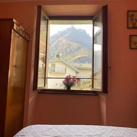 아파트 2 Stupenda Vista Sulle Montagne